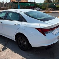 النترا خليجي موديل 2021 مكفوله كفاله عامه ماشيه 87 السعر 165 وبيها مجا...