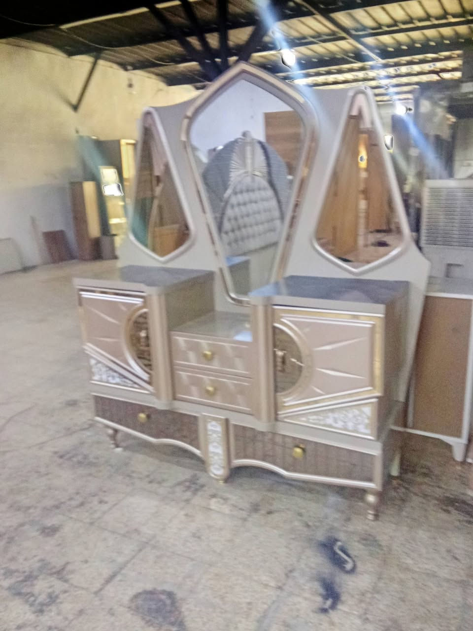 غرفه ملكي تسع قطع نظافه 90 /100

شد ونقل مجاني داخل الموصل 

اي استفسار ع رقم او واتساب 

ملاحظه نستقبل الغرف التركي المستعمل ومعارضه 

***********
***********
