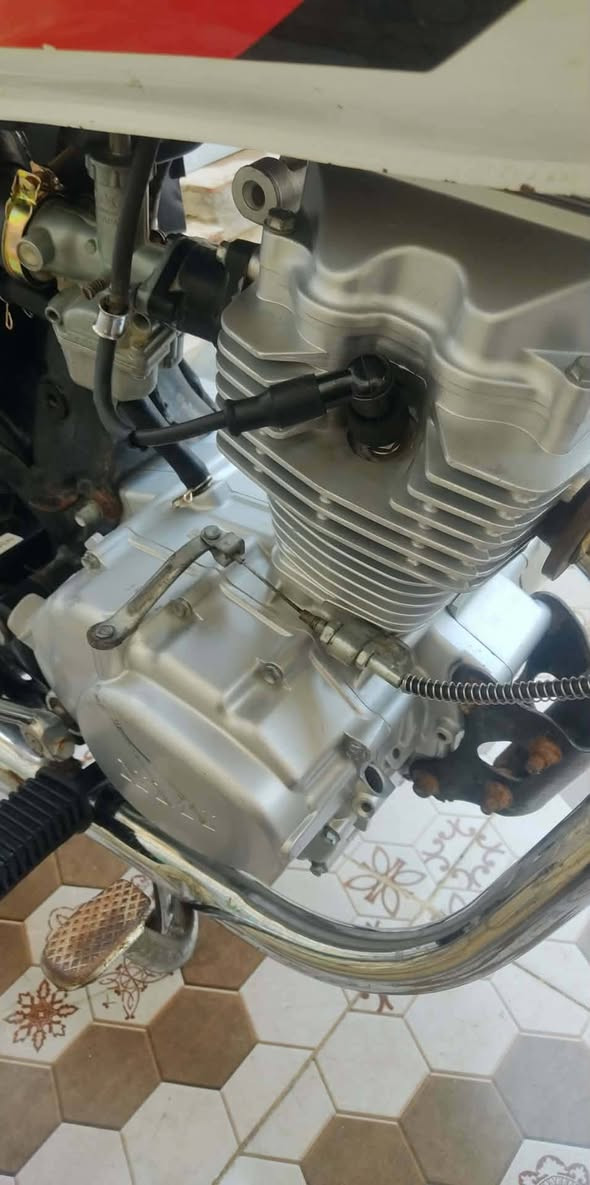 درجه اربعه كير البيع اوراق اصولي شاصي 13سعر 550بيه مجال مو شراي لا يدخل 
رقم الهاتف ***********
