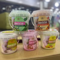 مقشر للجسم وعطر يجينين سعر القطعة بس 4 الف احجز رقم الواتس 07735545674