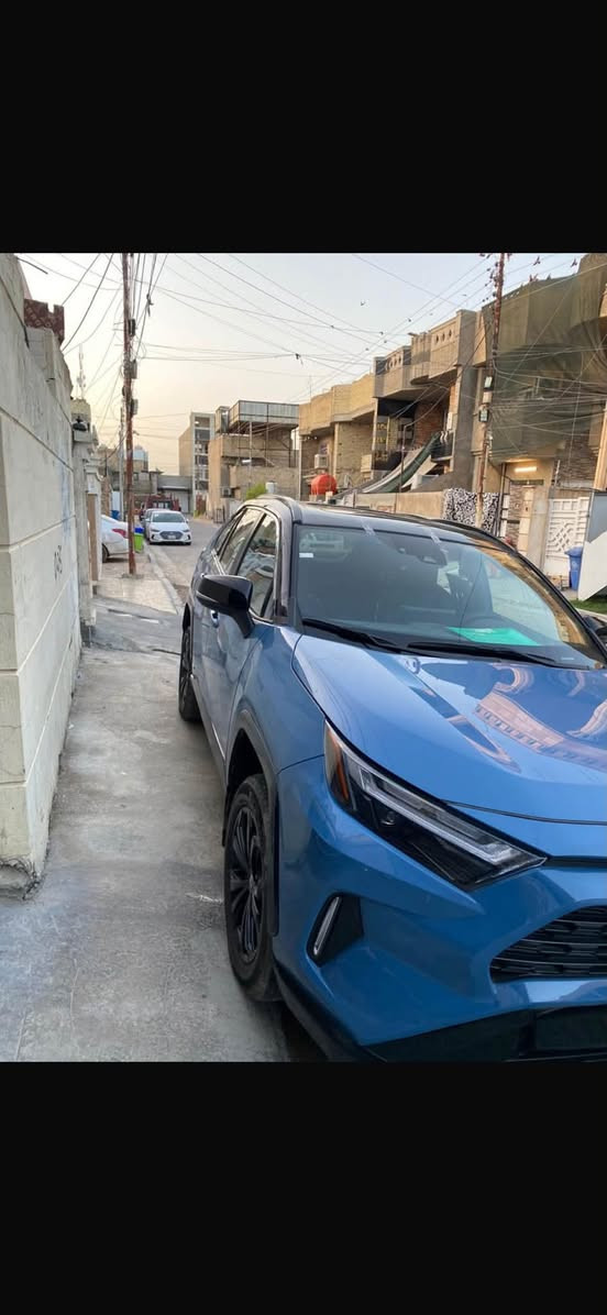 رافور 2022 فول مواصفات XSE
حادث كما موضح بالصوره جاملغ وباب وتكمه 
ماشية 48,000 الف وقابل لزيادة
استخدام  بيت 
فتحة سقف اشاير بالمري بصمة كشنات تدفئه وتبريد قطعتين
185 ورقة
رقم بغداد وسنوية باسم والدتي تحويل مباشر
***********
