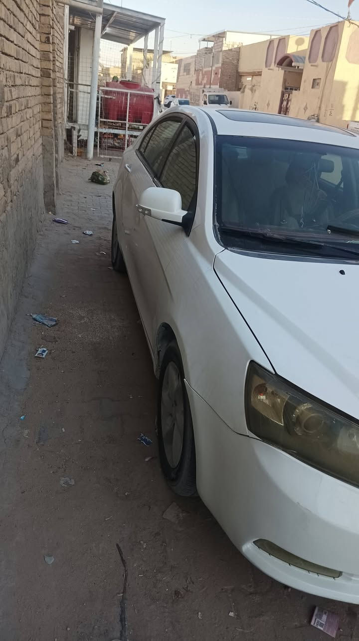 السلام عليكم.. للبيع في النجف..سيارة ام كراند c7 موديل 2013 .. محرك وكير كورونا 2000 ..سنويه باسمي 2027 .. السعر 52 ورقه.. مصبوغه عام للجماليه .. للاستفسار   ***********  ابو محمد
