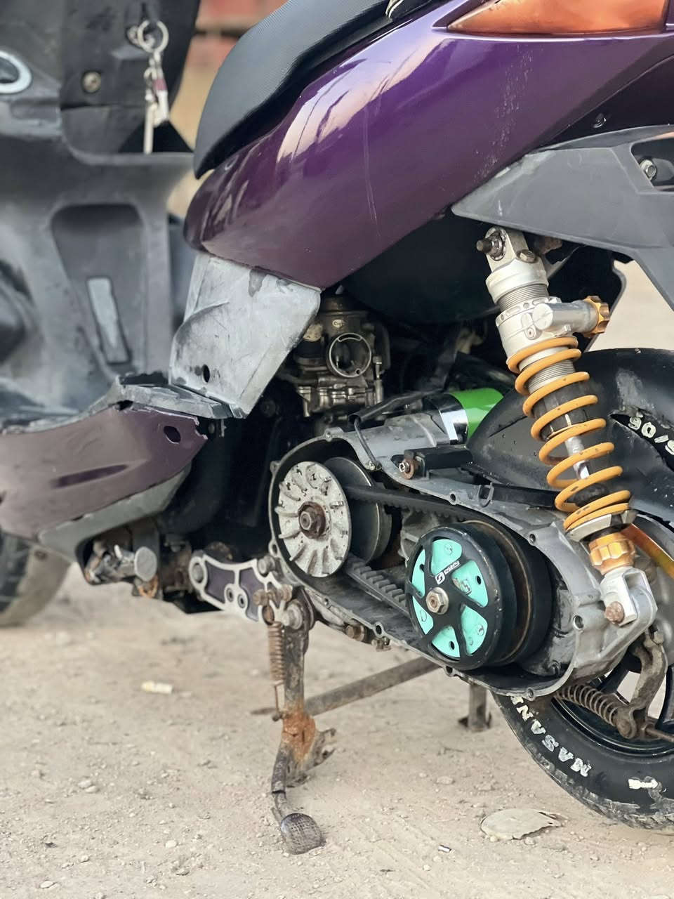 السلام عليكم مضلع ياباني ((مكينه ٥٥ بلاد توه شاده)) الدراجه كله شغاله لايت اشاير دبلات امامي خلفي بريك امامي خلفي 
التزويد البيه رياضي بلادي مابيه شي تجاري 
١-كلجات رياضي DYفول ٢-شيال ٣-دبل خلفي٤- ويلات٥-كزوز صجمي ٦-ستان صفح وبعد بيه تجي وتشوف
مكاني//قرنه//نهر الباشا 
رقمي//***********
((مراوس بعدله او بوليس جديده ))
