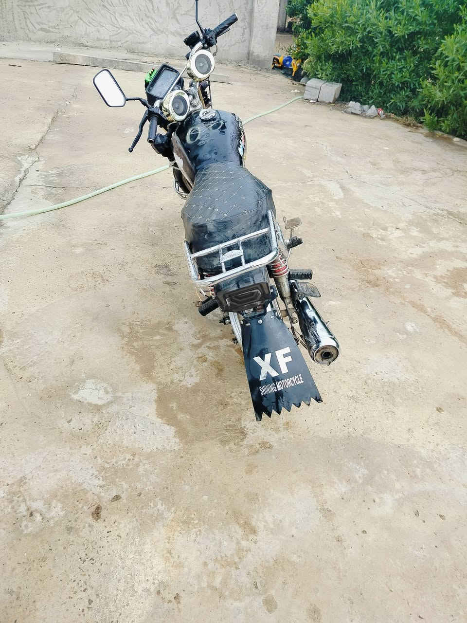 السلام عليكم ورحمة الله وبركاته
دراجه سيفان محرك 5كير دراجه نضيفه لا تبخير ولا تنقيص 
الشراي يتصل ***********
العنوان /صلاح الدين قضاء بلد الاسحاقي
