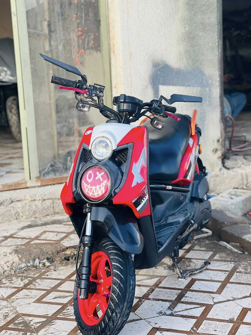 سلام عليكم دراجه حاويه بلكارتون كفاله عامه سعر 1450بيهه مجال مكان ناصريه مركز ***********
