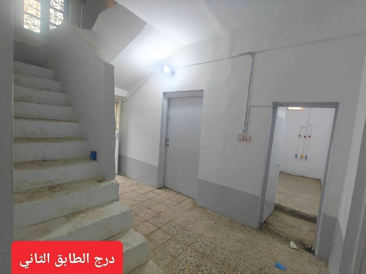 #يــوجد_بيـت___للإيـجار
#البيـت__طـابقـين_يحـتـوي_علـى_4_غـرف_نـوم
#المــساحة_180م___المــوقع____حــي_الجـمهوري
#قــرب_مديــرية_الأحــوال_المدنيــة_والجــوازات
#أو_قــرب_العلــوية_بــت_ســيد_صـــاحب
#الســـعر_350_الــف
#للإســتفسار_المراســله_خــاص_أو_الأتصـــال
#ـــــــ***********____***********
