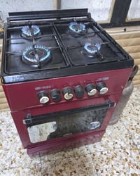 غرفة نوم تركي 8 قطع بيضويه سعرها 550 بدون دوشك برادات بلون الغرفه 25 م...