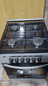 طباخ تركي نظيف جدآ 100%
السعر 125 وبيه مجال  ***********
