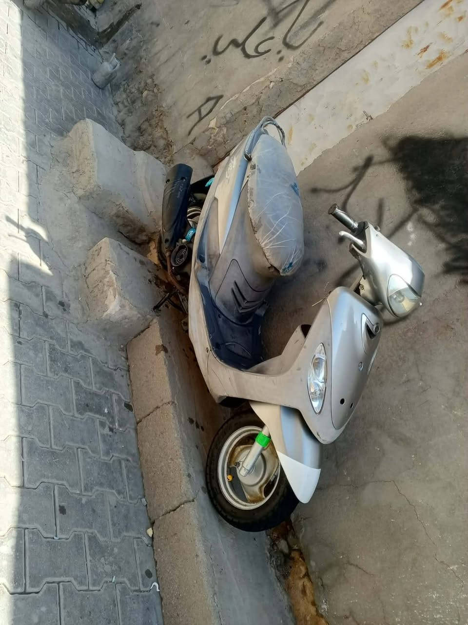 سلام عليكم 
دراجه ماكس منغولي لون رصاصي دراجه بلاديه مامفتوح برغي كله بلاد مابيه برغي تجاري طالعه من زيتون مكاني ناصريه مركز سعر خاص 
رقمي ***********
