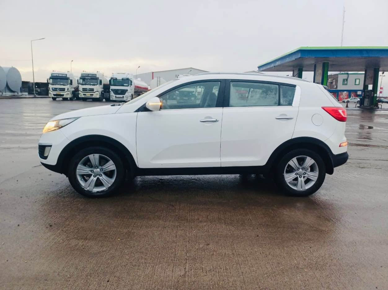 کیا سپورتاج مودیل2010خەلیجی
مواسفات ڤولیوم جام کارەبا ئاوێنەکارەبا
کوشن کارەبا گێر توماتک و عادی لایت لید
بێ سبوغ بێ ساردەکوت یەک بوست کارتی
هەیە لە جملغی پێشەوە بێ داخلی 
سیارە زورجوان و پاکە قوپو شوختی نیە
تەزرەی نیە بێ مەسروفە تایەی نوێیە
سەنەوی ژینگەی نوێیە رەقەم کونە
تحویل غرامە وەکالە بەشەرت 
گێرومکینەی بەشەرتە بێ عیبن 
سعری 130$وەرقەکەمێک مجال 
ژم***********شوێن هەولێر
ژم*********** أربيل, العراق
