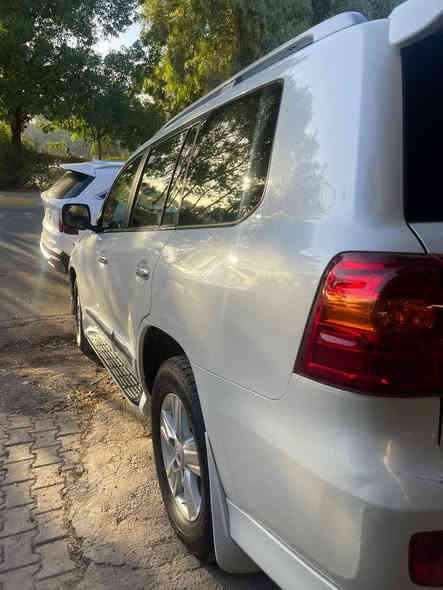 لبيع ولمراوس لاندكروز ٢٠١٣ ابريم مكفوله من كلشي شخط صبغ بارد رصعات تبدليل
معروفه مواصفات بريم 
ماشيه ١٦٦km
رقم بغداد تحويل ثانيوم
سعرهه ٣٨٥ وبيهه مجال اتصل وتدلل ***********
