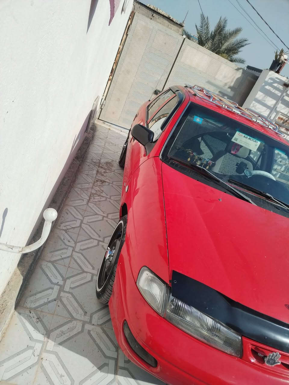 سلام عليكم لبيع مديل ٩٦ بسمي تبريد شغال رقم بغداد سياره جازه عنوان لصويره مكفوله هكله شغال سعر ٥٠ وبيه مجال ***********
