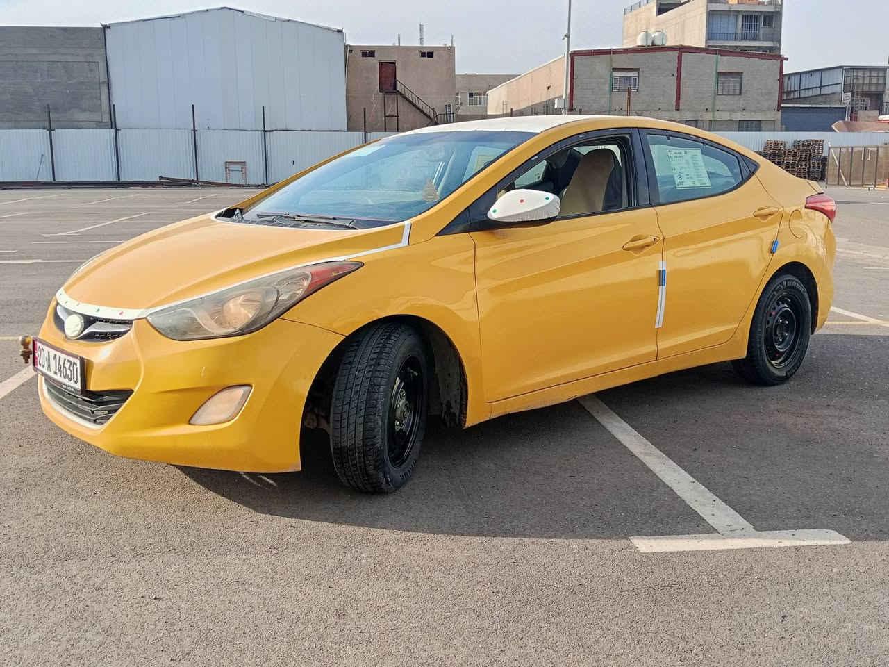 السلام عليك
النترا 2012 امريكي حادث جاملغ الوره السايق مال بانزين 
السيارة ليبل واحد كير مكينة خير من الله السعر 96 وبيها 
مجال مكان السيارة بغداد مدينة الصدر 
/ *********** /
