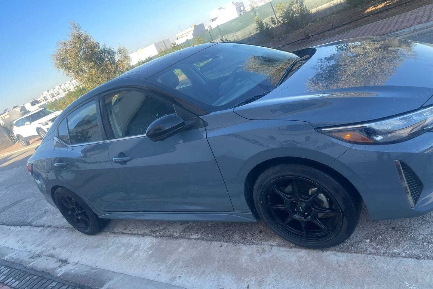 نیسان سێنترا 2024 مواسەفات SR چیمەنتۆی
تەنها 20 هەزار رۆشتوە
سەقف رەشی سلایت
بەسمە شەغال
حاسە و کامیرا
کوشین و سوکان هیتەر شاشە گەورە
لایت پیشو دواوە LED
بئ بۆیاغە ئێرباگ تەنیا شانی تەقیوە
پێش و دواوە کەپس 

سـعـر : لە کۆمێنت داوابکە ڕاستەوخۆ بۆت دێت 📥 

گێر و مەکیەنەی بەشەرت 
هیچ کێشەیەکی تێدا نییە 

ژمارەی خاوەنەکەی 
***********
