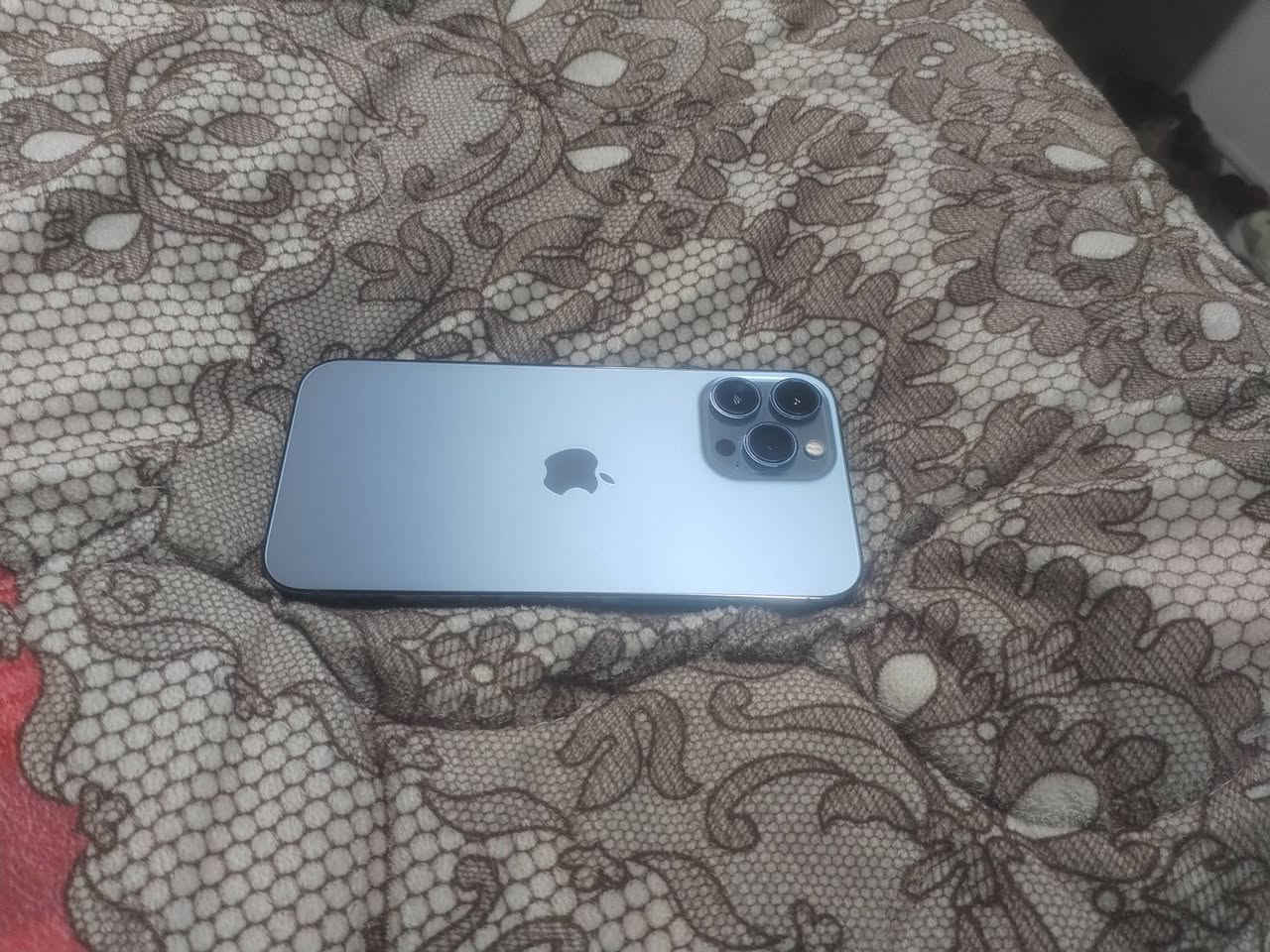 ايفون 13 برو ماكس – مستخدم للبيع
الذاكرة: 128GB
نسبة البطارية: 🔋 78%
الجهاز نظيف
يوجد خط خفيف جدًا على الشاشة (ما يبين بالاستخدام)
📍 العنوان: بغداد – أبو غريب
🚫 لا يوجد توصيل
💰 السعر: 450 ألف دينار
📞 رقم الهاتف: ***********
