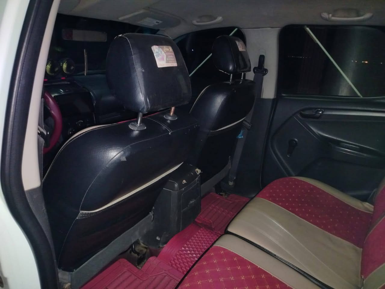 السلام عليكم سياره ازوزه للبيع موديل ٢٠١٣ مكينه استاركس مسكر السعر٨٥ وبيها مجال ترهم مراوس للاتصال ***********
