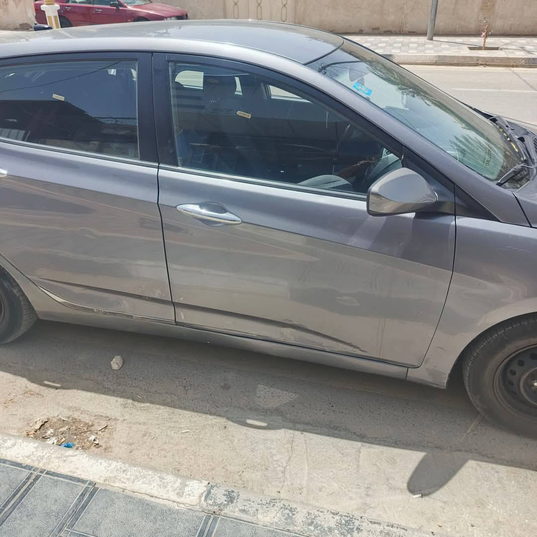 سياره اكسنت هاش باك مديل١٥ وارد مريكي محرك 1600 رقم ذي قار سنويه جديده غير متواجد على النت فقط تصل سعره 70بيه محل قليل مكانه ناصرية رقم *********** فقط تصل
