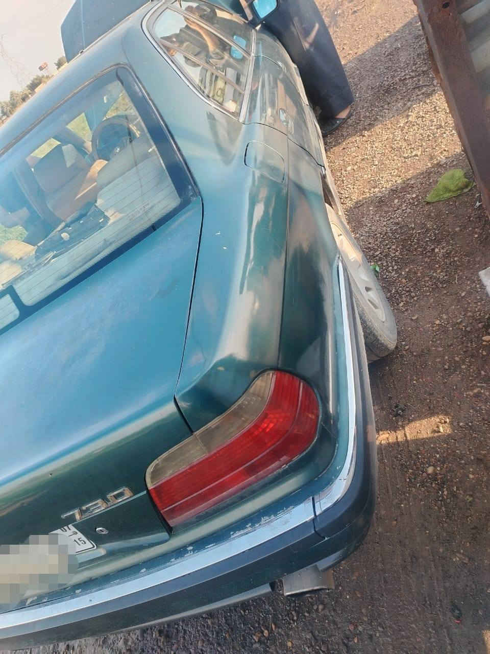 سلام عليكم بي ام دبليو كاسحة موديل 1994 للبيع او مراوس حسب القناعة 
V8 730
مكينة و كير جدد بدي شوف العين سيارة خير من الله
صدرها حلو جنطة شفط سيارة كاعدة و حلوة رقم انبار
تحويل مباشر سعرها 68 و بيها مجال للستفسار *********** مراوس بأي سيارة حسب القناعة
