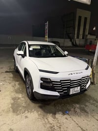 جيتور  نص موصفات مكفوله كفاله عام  سياره جديد حالها حال زيرو ماشي الفي...