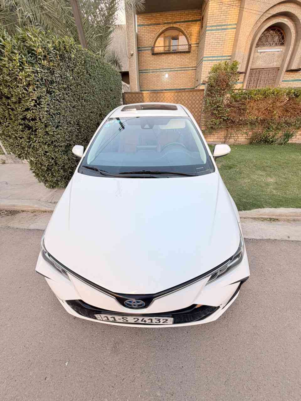 السلام عليكم
كورلا 2023 هايبرد باب اول 
ماشية 27 الف كيلو 
بيها دعامية صبغ ورصعات 3 
فول فتحة بصمة 
كشن جلد احمر 
دخول ذكي رادار تبريد قطعتين 
شاشة كامرة تحكم ستيرن اشاير بل موي 
مكانها منصور 
السعر 140 وبي مجال 
***********
