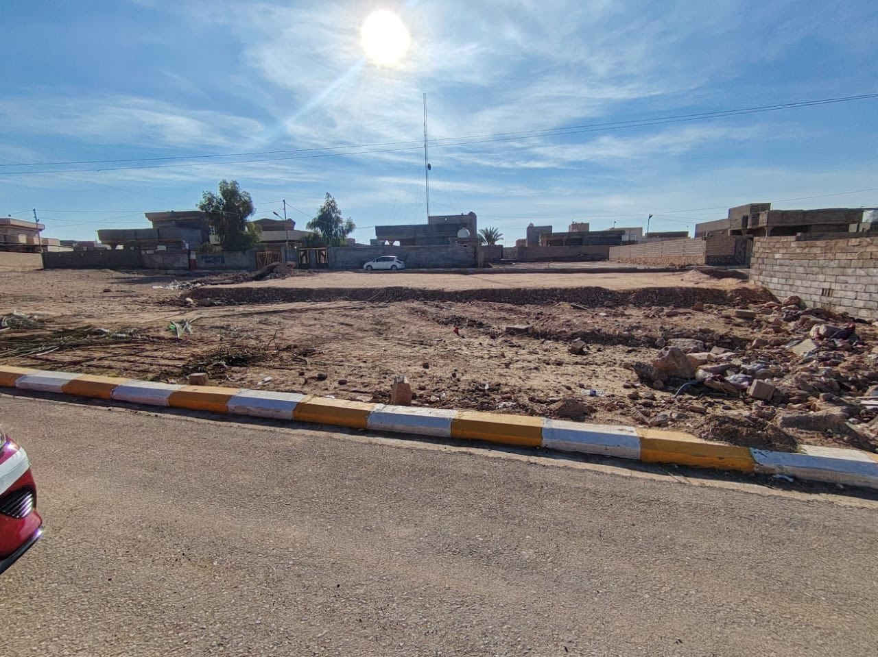 قطعه أرض للبيع في حي تنك قريبه ع مركز الصحي المساحه 560 اتصال ع رقم ***********
