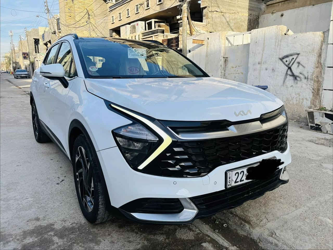 السلام عليكم
سبورتج 2023
فول مواصفات 
اعلى فئة 
ماشية50 الف

بانوراما
كشنات كهرباء
تدفئة ستيرن
تدفئة بلكشنات
حساسات امامي خلفي
جنطة كهرباء
وخير من الله مواصفات بعد
بيهة صبغ نص البنيد فقط 
رقم أربيل بسمنه سنويه وهزه جديد 
شرط التحويل 
مكان بغداد
السعر220$
***********
