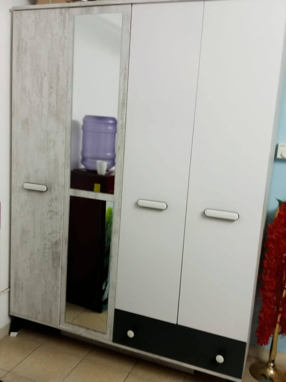 غرفه شبابي نفرين بيها سريرين   سعر الشراء ٩ اوراق 
سعر البيع ٦٥٠ جدا فخمه ونضيفه ٦ قطع


**إذا كنت صاحب هذا الإعلان وتريد حذفه لأي سبب، رجاءا أرسل رسالة إلى الدعم الفني**