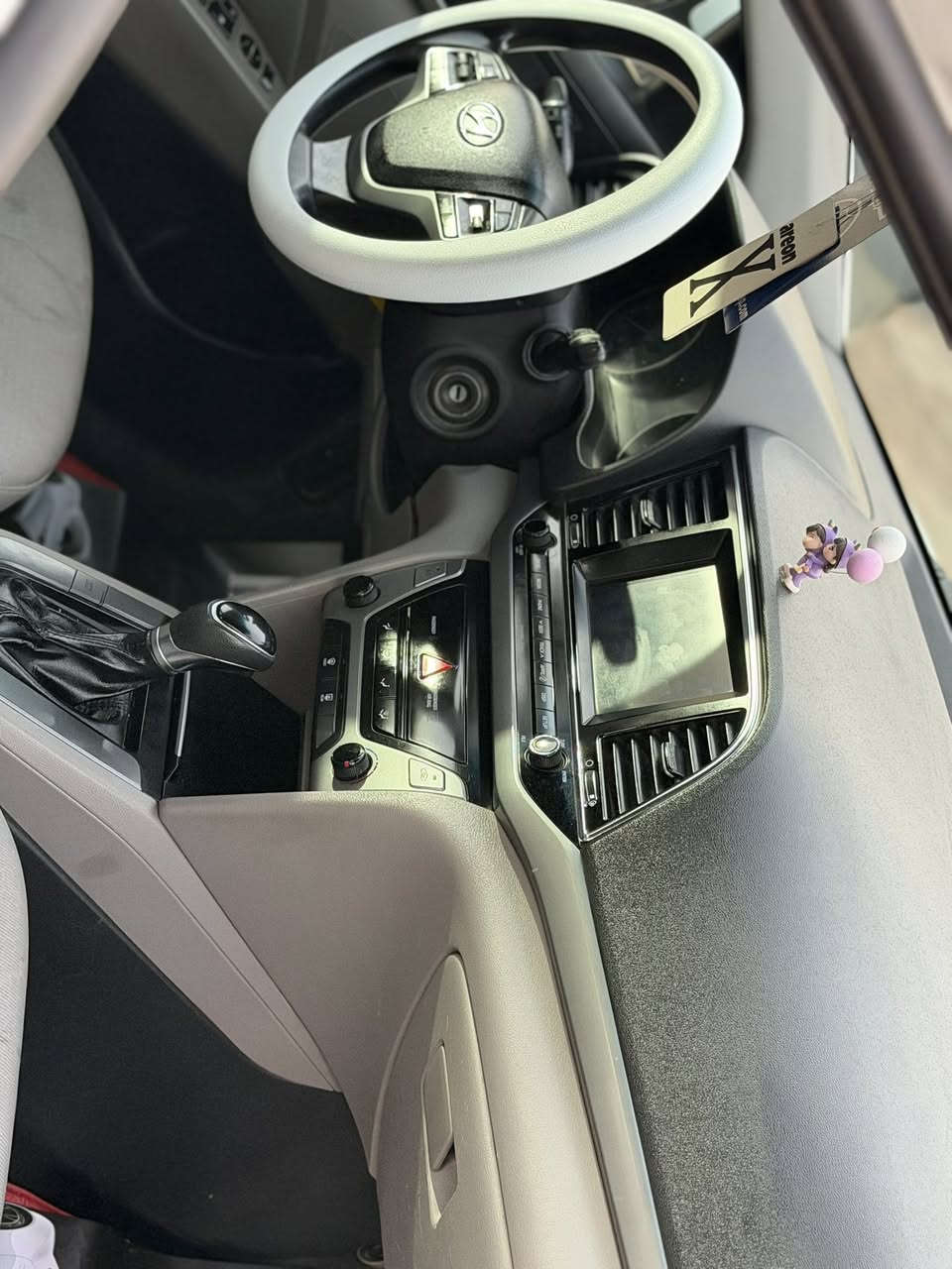 سلام عليكم ورحمة الله مرخصت الادمن المحترم النترا 2017سياره ليبل واحد حادثه بنيد فقط اي نقص مابيه سياره جديد ماشيه120miصدر تخم تاير تدفئه تبريد كله جاهز ه تحكم ستيرين جهتين تلث انضمه قياده سعر السياره 120وبيه مجال مكان السياره بغداد البياع رقم الهاتف***********ممتواحد عل فيس
