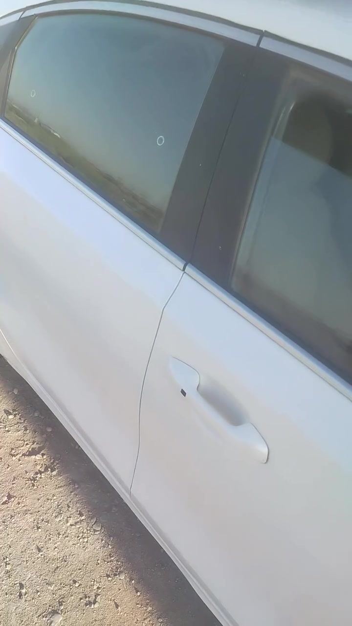 سلام عليكم سيراتو ١٩ مكفوله فول مواصفات بصمه بدون فتحه محرك ١٦٠٠ تفاصيل فيدو موجود عنواني صويره *********** السعر ١٣٣ بسمي تحويل مباشر
