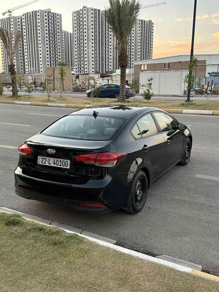 السلام عليكم فورتي 2017. وارد امريكي

سياره جديده بمعنى لكلمه

سياره حادثها  قبق جنطه فقط مبدل ومصبوغ 

صور الحادث موجوده بل منشور

بدون ايرباك سياره كفاله

المواصفات.

كاميرا. 

مانع انزلاق. 

محرك 2000 دوش

تحكمات ستيرن. 

مثبت سرعه. كروز. 

ثلاث وضعيات قياده ايكو سبورت نورمال. 
اشاير بل مري

رقم اربيل الجديد هزه جديده شرط تحويل 
رقم مميز

السعر 121 وبيها مجال بسيط 

مكاني بغداد الكرخ 

رقم التليفون. ***********
