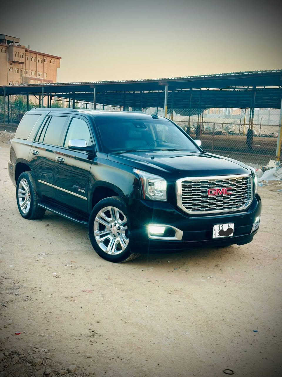 - يوكن ( SLT ) فول أعلى مواصفات المحرك المرغوب 5300
موديل :  2019   
الون:       اسود🖤 
العداد: 90 حقيقي
الفئة : SLT
بيها 3 قطع صبغ بنيد وجاملغ وباب خلفي 
/حجم المحرك    ٨  سلندر  5300
/ فتحه
/ بصمه تشغيل + بصمة ابواب
/ رادار امامي مانع اصطدام 
/ رادار خلفي
/ رادارت جانبيه ( نقطه عمياء)
/ كشن السائق هزاز  للتنبيه ( مربوط مع الرادار)
/ كامراة دواره مع الاستيرن اصليه
/ كشنات جلد 
/ كشنات اماميه كهرباء
/كشنات خلفيه كهرباء
/ كشن السائق خزن ميوري 
/كشنات خلفيه متصله
/ كشنات تدفئه + تبريد 
/ باب خلفي كهرباء
/ استيرن كهرباء
/مرايات جانبيه كهربائيه ( شفط) + تعتيم 
/ فول تحكم استيرن جهتين + ستيرن تدفئة + ستيرن كهرباء
/حساسات امامي  خلفي
/ فور ويل 
/ لايت زنون
/ لايت وبك لايت ليد (LED)
/شاشه اماميه كبيره 
/شاشه عرض خلفيه
/ كشنات 7 راكب كهربائي 
/ تشغيل عن بعد 
/ تبريد مركزي ثلاث قطع
/ تحكم للتبريد الخلفي منفصل
/ منفذ كهرباء للعربه الخلفيه
/ سستم صوت اعلى فئه (BOSE)
/ نظام مكابح للعربه الخلفيه
/ نظام صعود مرتفعات
/ نظام سحب مقطورة 
/ نظام تحديد مسار ( نظام خطوط الشارع)
/ نظام معرفة ضغط الاطارات
/ انظمة مكابح
/ نظام تزحلق 
/ نظام توازن للطرق الوعره 
/ بصمه عدد
/ مكان السياره بالديوانيه
 
وبقية المواصفات المعروفه السياره رقم بغداد جديد بسمنه 
السعر: 300 وبيه مجال بسيط 
للاستفسار ***********
