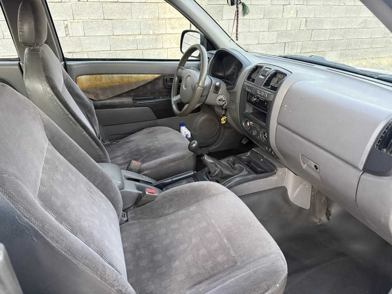 السلام عليكم بيكب شوفر ليت لووف 2005 سيارة مزاد محرك بلادي جاهزه من كلشي كير ومحرك وكهربائيات كله ع بلاد  وكاله ام الباركود كتاب مزاد السعر 55 ورقه وبيها مجال المكان الرمادي ***********
