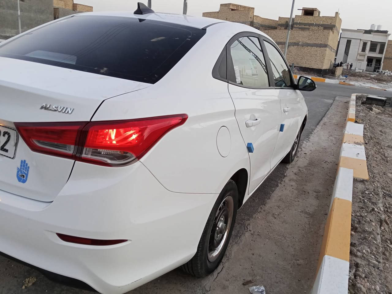 السلام عليكم 
شانجان l7 موديل 24 معوقين بعد سنتين ونص وتصير حره رقم ذي قار السياره بيها صبغ باب العبري السياره جديده بمعنى الكلمه السعر 88 وبيها مجال مكان السياره ناصريه مركز ***********
