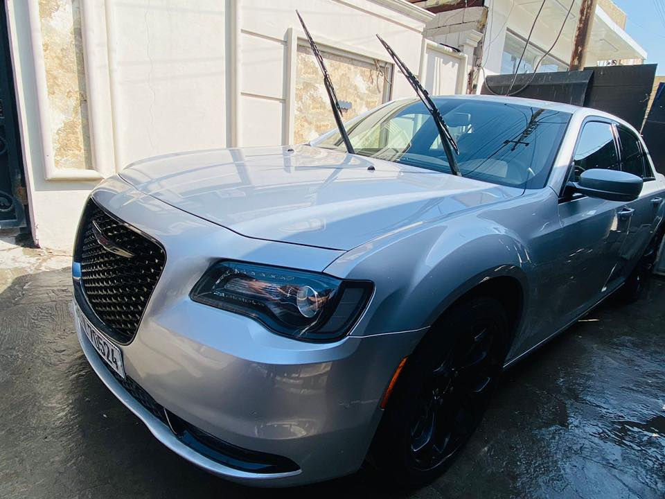 السلام عليكم للبيع فقط 
اوباما 2022 S
ماشية 48000 ميل
الحادث جاملغ امامي عكس السايق + باب كلير امريكا 
بدون ايرباك 
بدون شاصي
السعر 27300 وبيهة مجال
للاستفسار *********** ابو كرار
