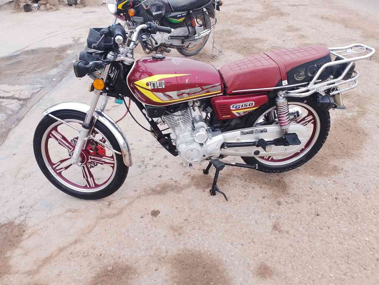 سلام عليكم دراجة سونك موديل 2024نضافة شوفت عينك محرك مكفول السعر 600وبيهة مجال خاص ماكو ***********
