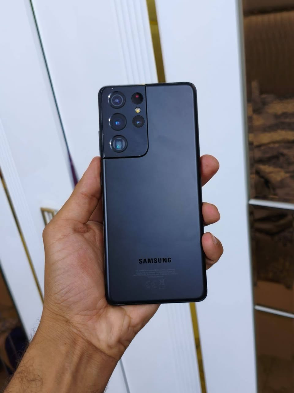سلام عليكم شباب من رخصه الادمن المحترم  عندي جهاز S21 Ultra 5G للبيع 🫡
✅️ كلكسي S21 Ultra 5G شرق اوسط
جهاز مبدل شاشه اصليه وكاله فقط ولسماعه مال اتصال واكفه
ذاكرته 256 ولعشوائيه 12
بطاريته 5000 ملي امبير
ببجي 60 فريم
جهاز سعره بل سوك 400 الف اني رايده 250 وبي مجال بسيط 

مكاني بغداد حسينيه مال راشديه ***********
متواجد وتساب فقط❤️
