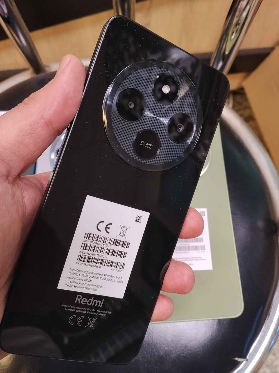 وحش الاجهزه 
ريدمي 14c 
  بمعالج من هيليو G81 الترا يعني بالالعاب سلس 
 وذاكره 256 برام 8 كيكا 
كاميرا 50  ميكا اماميه 13 ميكا 
نظام تشغيل 14 اندرويد 
بطاريه 5160  ملي امبير 
السعر 115 الف   
بغداد زيونه ربيعي مقابل مول دريم ستي توجد خدمه توصيل 
‏‪بغداد زيونه ربيعي مقابل مول دريم ستي 
اذا اتاخرت بالرد يرجى مراسله ع واتساب  أو اتصال 
***********
*********** بغداد, العراق
