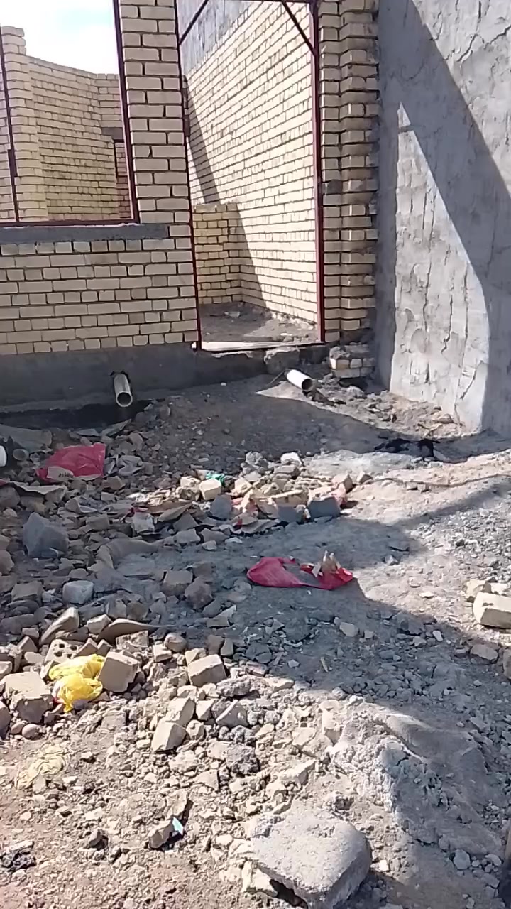 السلام عليكم هيكل 200متر شغل فول مباشر عل حولي
***********او مراجعة مكتب المؤيد للعقار
