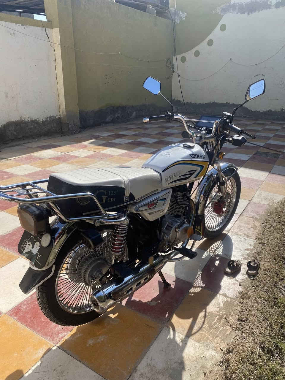 سلام عليكم دراج سونك 5 كير مكفوله من كلشي لا كلبه ولا شخطه أخت الزيرو سعره 800 بيه مجال موديل 2025 مكاني بابل الحله الحمزه الغربي الشراي يتصل *********** 
***********
