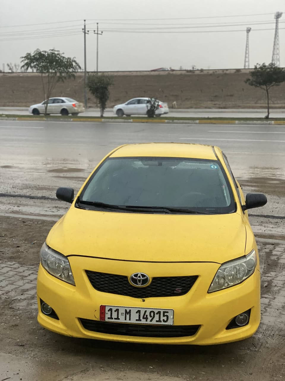 كورلا2010للبيع سنويه لل30دفتر بانزين مابيها كير محرك شرط كير جديد سعر95وبي مجال حك الجيه عنوان كركوك ***********
