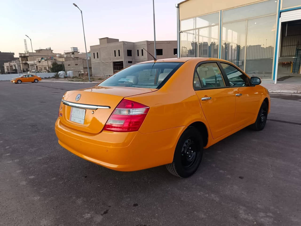 السلام عليكم جيلي للبيع 11 كفاله عامه من الضربه بلصبغ بدون معجون المكان البصره راعيها بغداد يريد تحويل السياره جاهزه واحد على واحد ما بيها نقص ترايك بغداد ترجع بيع مستعجل السعر 48 وبيها مجال قليل رقم الهاتف ***********
