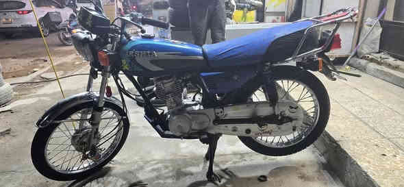 السلام عليكم شباب دراجه ايراني امتياز  المديل 2021 رقم وسنويه لبيع اريده بوحد وسبعميه 1700وبيه مجال مكاني تنومه شط العرب رقمي ***********
