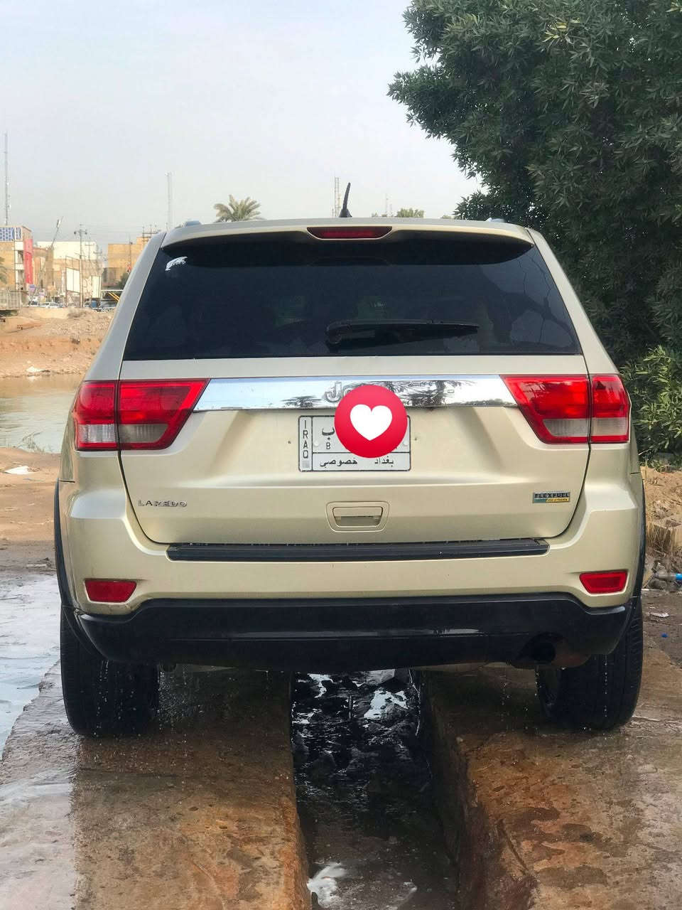 جيب لاريدو موديل ١١ وارد كندي
رقم بغداد سنويه تنتهي ٢٠٢٧
بيها صبغ فقط نصف الجاملغ الأمامي نص فقط 
السعر مناسب أن شاء الله الخاص مفتوح 
سونار بيها 
المواصفات معروفه 
محرك كير خير من الله


**إذا كنت صاحب هذا الإعلان وتريد حذفه لأي سبب، رجاءا أرسل رسالة إلى الدعم الفني**