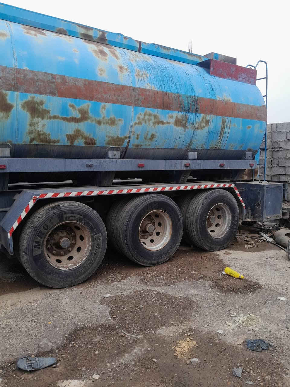 السلام عليكم عربانتين بويلر  وحده جوبلس وحده سبرنك الحموله 41 طن كامله بدون نقص جاهزات كبل للشغل ما مغلفات
السلام عليكم عربانتين بويلر  وحده جوبلس وحده سبرنك الحموله 41 طن كامله بدون نقص جاهزات كبل للشغل ما مغلفاتت
الرقم:***********
السعر
الجوبلس160
السبرنك155وبيها مجال
المكان بغداد التاجي
