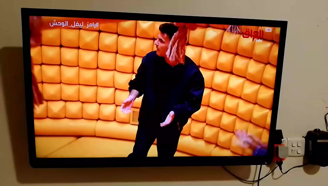 السلام عليكم / شرط كلها وضع شركة 
شاشة نوعية TOSHIBA حجم 47 بدون نيت سعرها 125 وبيها مجال بسيط للشراي  موصل الايسر حي سومر الاستفسار ‏‪***********‬‏
