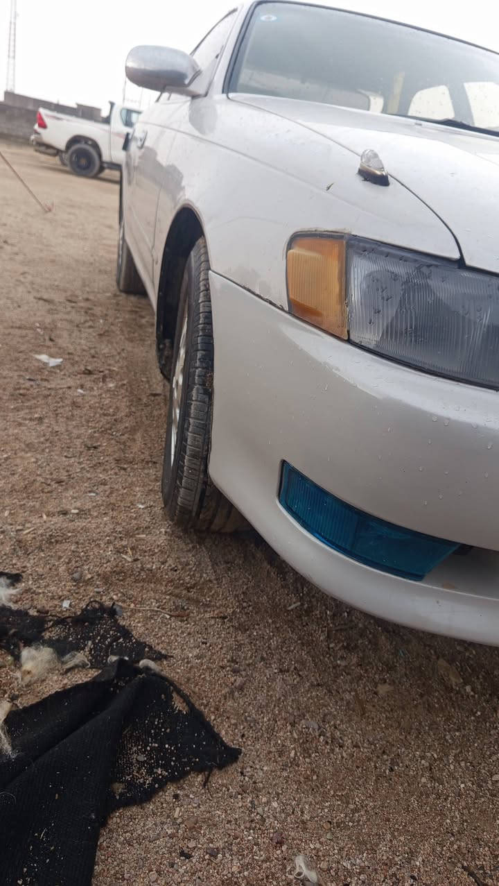 مارك للبيع كفاله عامه طخم تاير  حداده تبريد سياره ما بيها اي نقص رقم جديد دولي وسنويه 2031صالي اسبوع من شادهن مكان السياره (الزبير﴾ السعر 70 ورقه الرقم للستفسار ***********اثير***********
