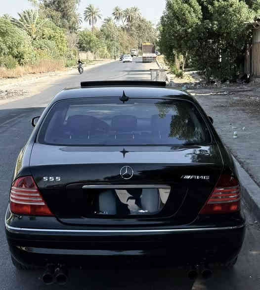 السلام عليكم غواصه 2005 رقم بغداد للبيع او المراوس 
حجم 500 كت AMG 
صبغ عام 
جوبلسات محوره دبلات 
مكان السياره بغداد
السعر 130 و بيها مجال بسيط 

للاتصال ***********
