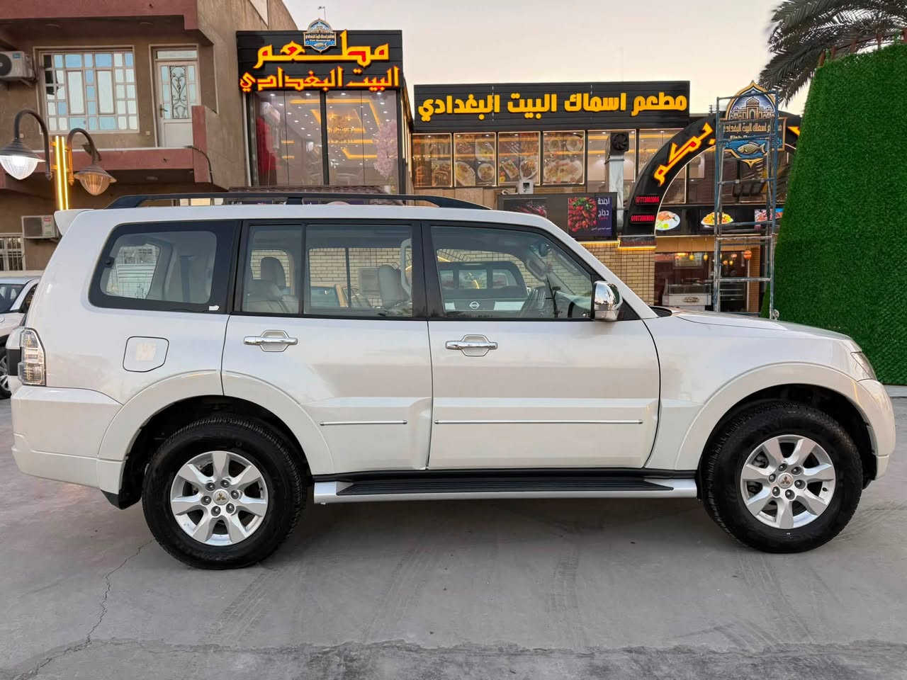 السلام عليكم
باجيرو العلامة الذهبية موديل 2019 رقم اربيل 
مكفولة كفالة عامة كير محرك كفالة 
سيارة خير من الله كلشي مناقصها ترايك من زاخو للفاو
ماشية 54 الف بعدها زيرو 
فتحة سلايت
شاشة وسطية 
كشنات مخمل 
دشبول صاج 
3 قطع تبريد 
مري شفط 
7 راكب 
محرك 3500 المرغوب 
كشنات الخلفية بعدهن بالجيس ما مفتوحات 
بيع فقط للاستفسار خاص او ***********
