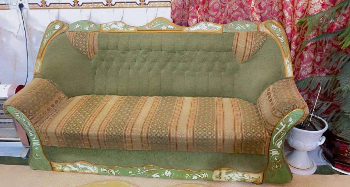 السلام عليكم
تخم ٢ كبار ٤ صغار  ١٠ مقاعد للبيع
للاستفسار مراسله خاص


**إذا كنت صاحب هذا الإعلان وتريد حذفه لأي سبب، رجاءا أرسل رسالة إلى الدعم الفني**