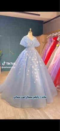 فساتين ٢ • مقاس ٣٨-٤٢ • الدوره شارع ٦٠